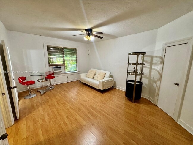 Building Photo - 3409 S Le Jeune Rd