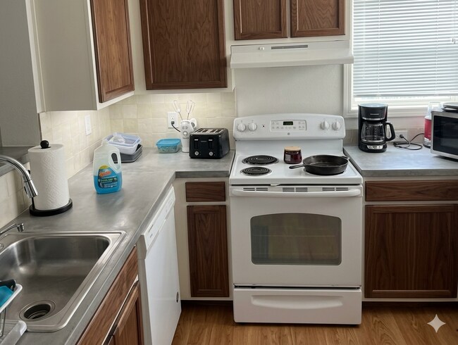 Foto del edificio - 1911 Wolftech Ln