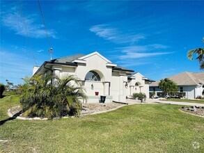 Building Photo - 8 Sportsman Terrace