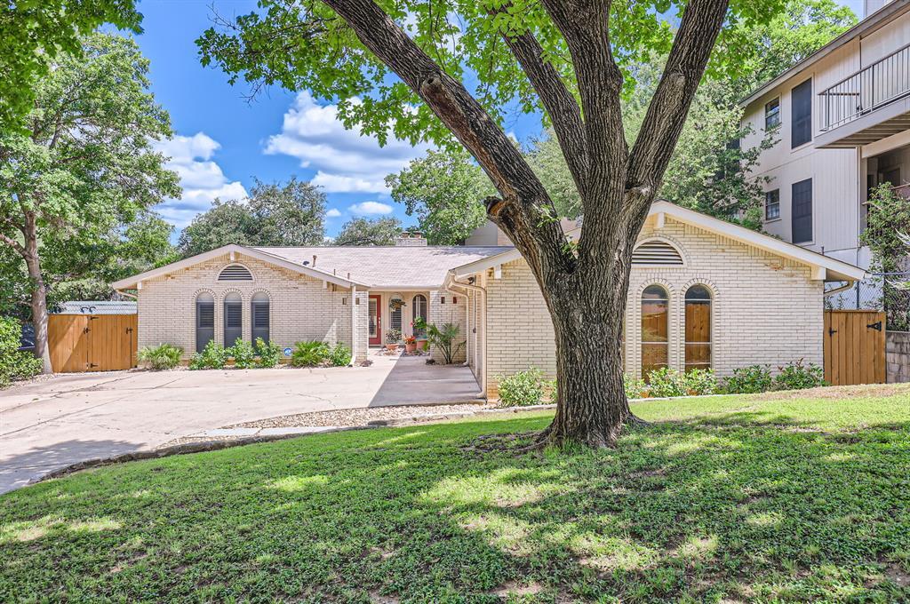 Primary Photo - 3004 Maywood Cir