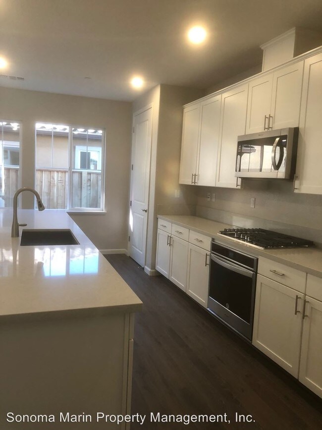 Building Photo - 4 br, 3 bath House - 1910 Kite Place