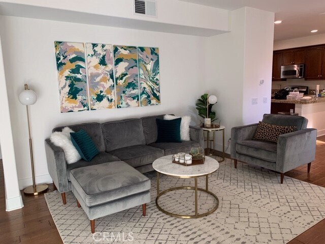 Building Photo - 1129 Abelia
