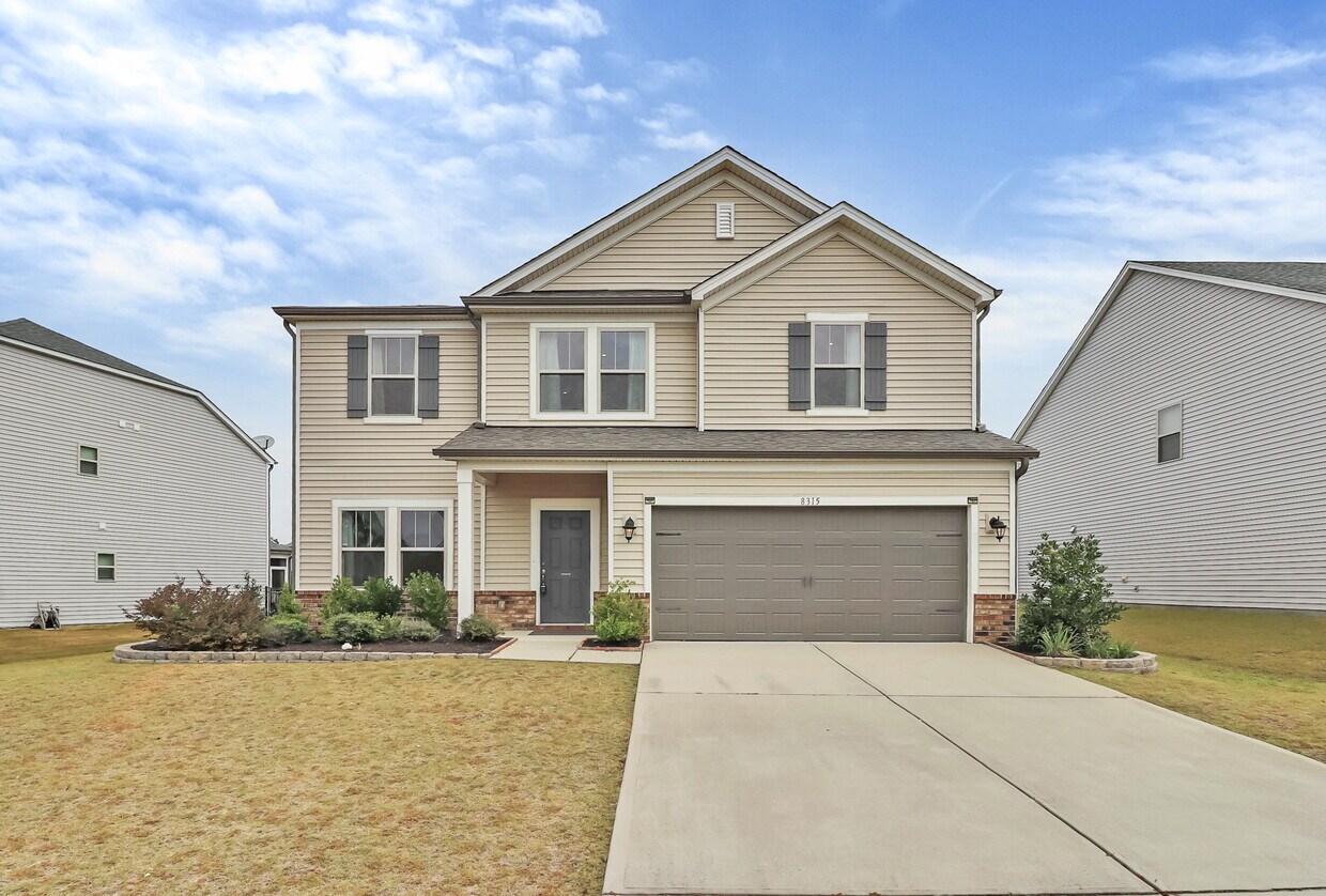 Foto principal - 8315 Flint Hill Dr