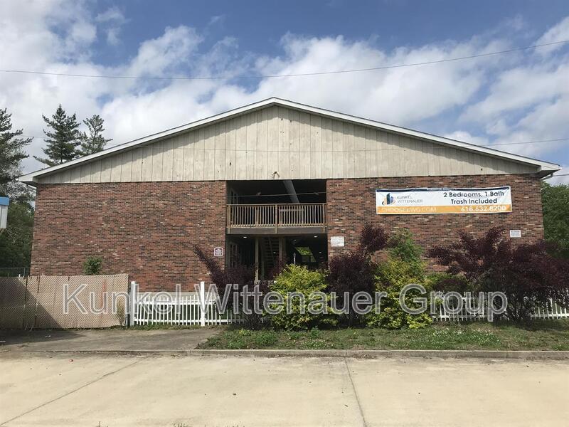 Primary Photo - 1320-17 N 1st St