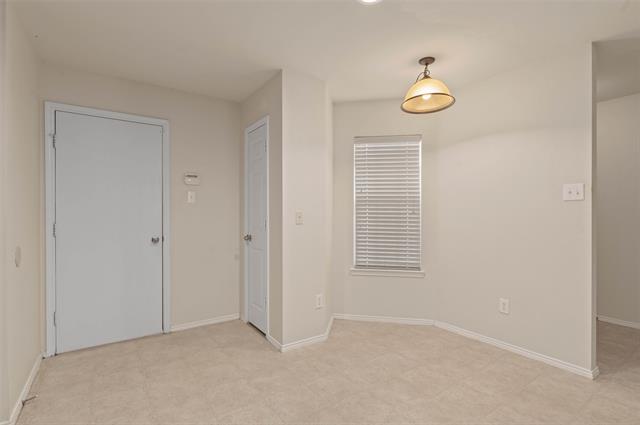 Foto del edificio - 2920 Groveland Ct