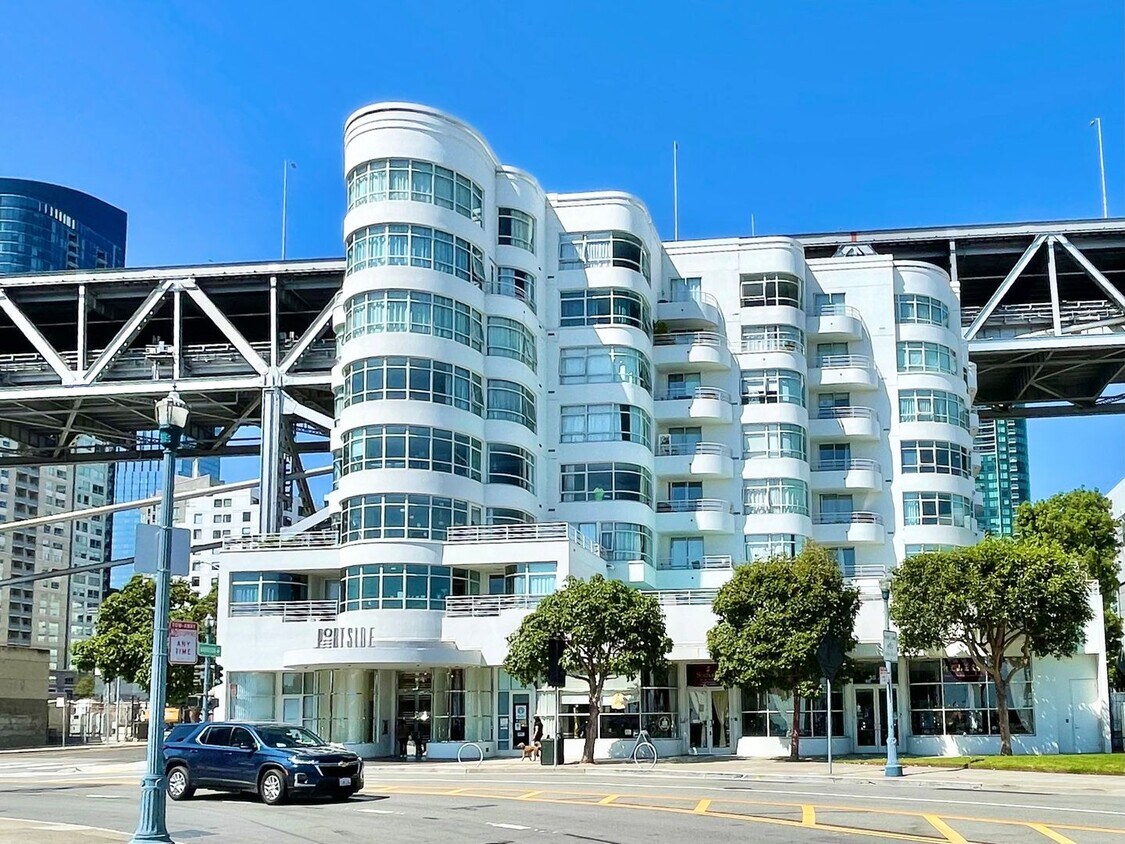Foto principal - Panoramic City View 2Br/2BA Waterfront SF ...