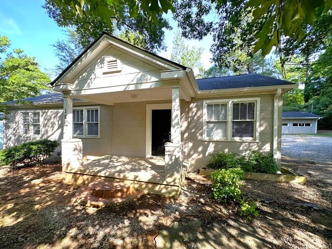PRE-LEASING FOR AUGUST 2025! - PRE-LEASING FOR AUGUST 2025! House