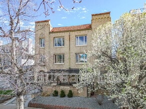 Building Photo - 1050 N Pearl St