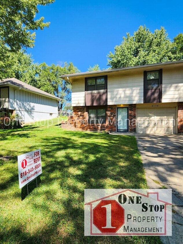 Primary Photo - 3 bedroom, 2 bathroom Duplex in Independence