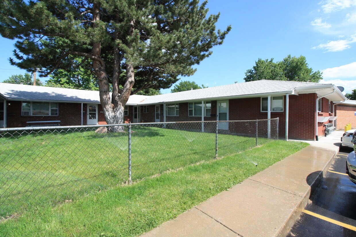 3624 Ingalls St Unit 3624B, Wheat Ridge, CO 80033 Room for Rent in