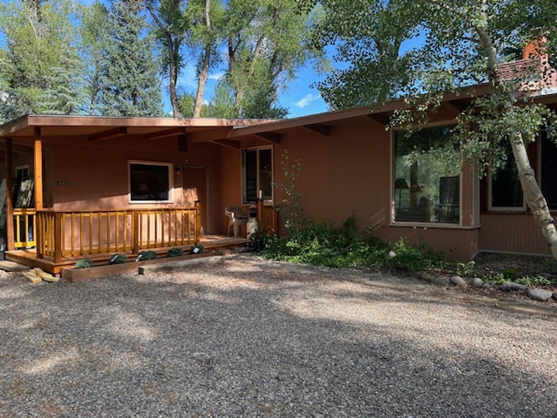 Foto principal - 3 Bedroom home on the river
