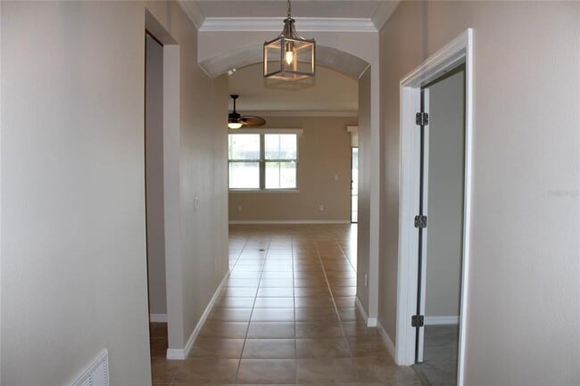 Building Photo - 221 Montoro Ln