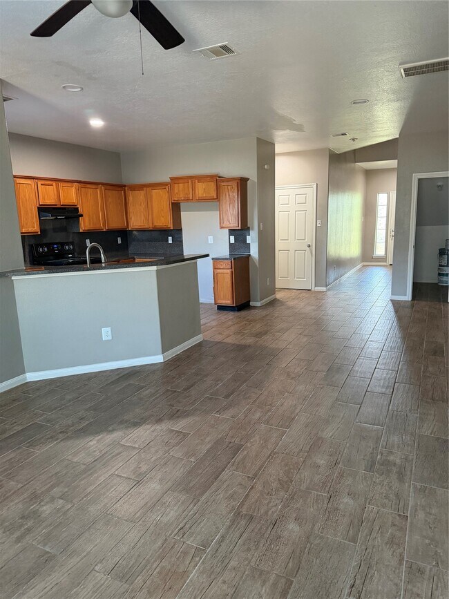 Foto del edificio - 3922 Davenport St
