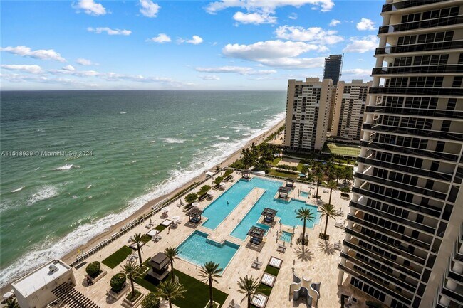 Building Photo - 1830 S Ocean Dr