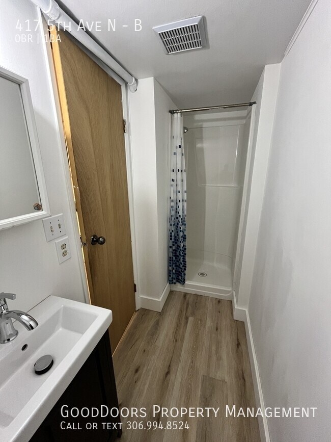 Photo du bâtiment - 417 5th Ave N