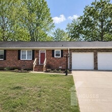 Building Photo - 423 Rollingwood Dr