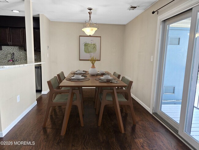 Building Photo - 38 Worthington Ct