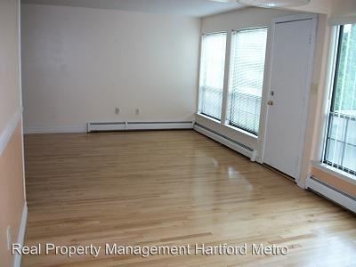 Building Photo - 2 br, 1.5 bath House - 46 Pond St