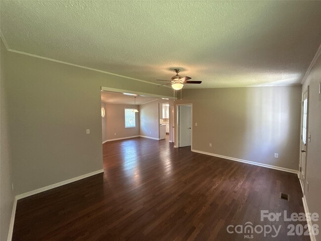 Foto del edificio - 8209 Terra Linda Ln