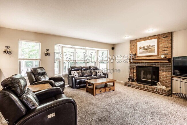 Foto del edificio - 3712 Kinnett Ln