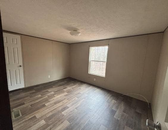 Foto del edificio - 132 Gantt Rd