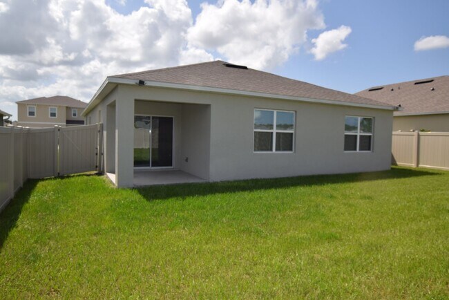 Building Photo - 5215 Mahogany Dr