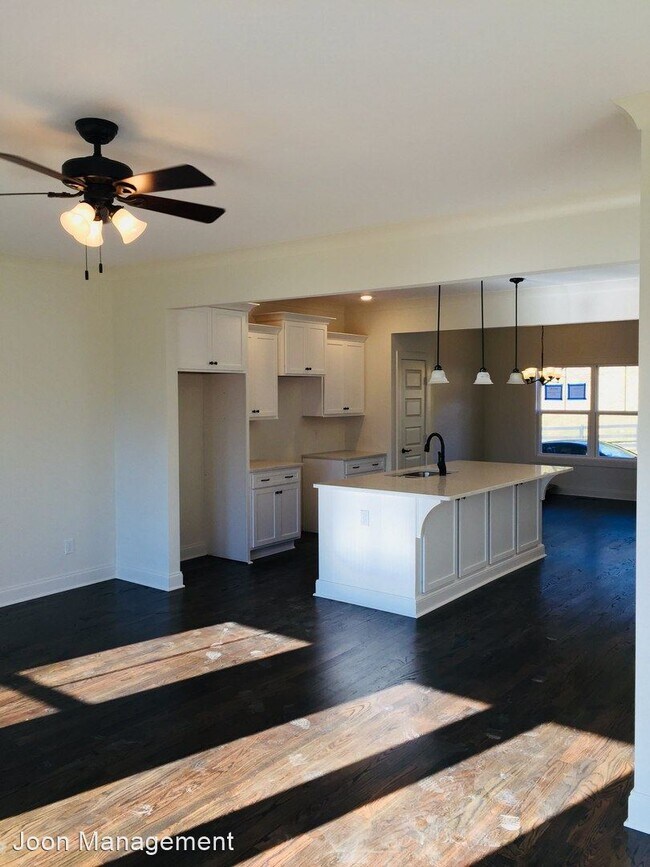 Foto del edificio - 3 br, 2.5 bath House - 8108 Lenox Creekside