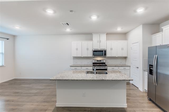 Foto del edificio - 4416 Hiddenite Rd