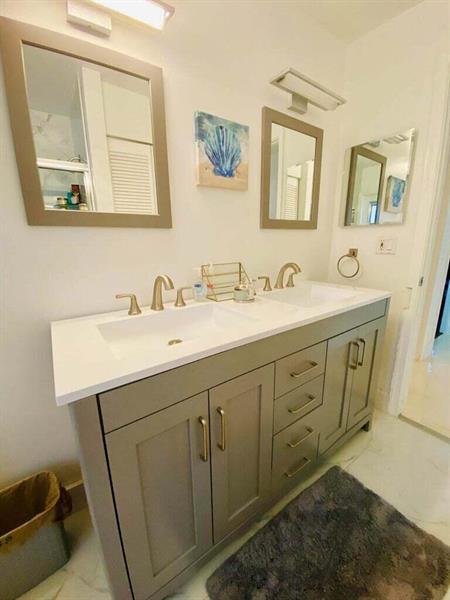 Foto del edificio - 9788 Lancaster Pl