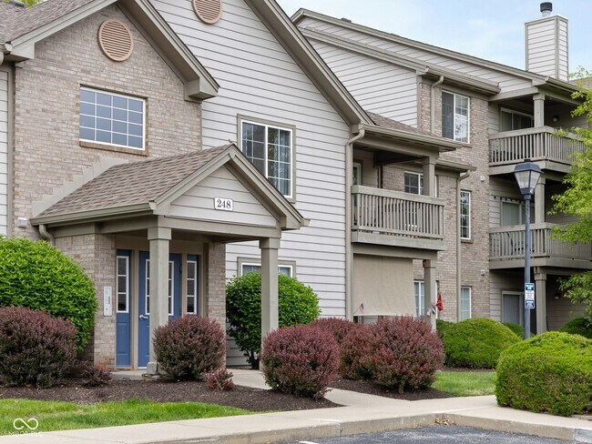 Foto del edificio - 248 Legends Creek Pl