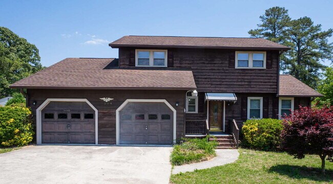 Building Photo - Now available! Renovated!