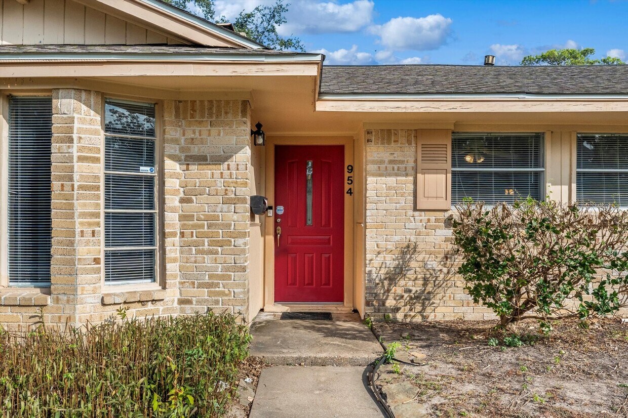 Foto principal - 954 Chamboard Ln
