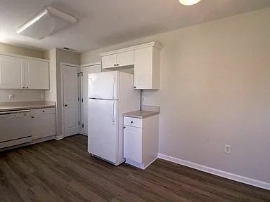 Foto del edificio - 1020 Cranston Crossing Pl