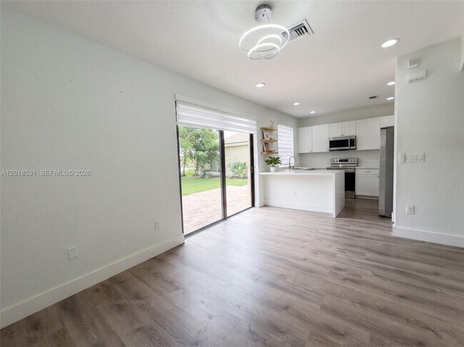 Foto del edificio - 1575 SE 20th Rd