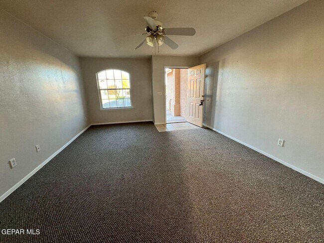 Building Photo - 14120 Robert Ituarte Dr