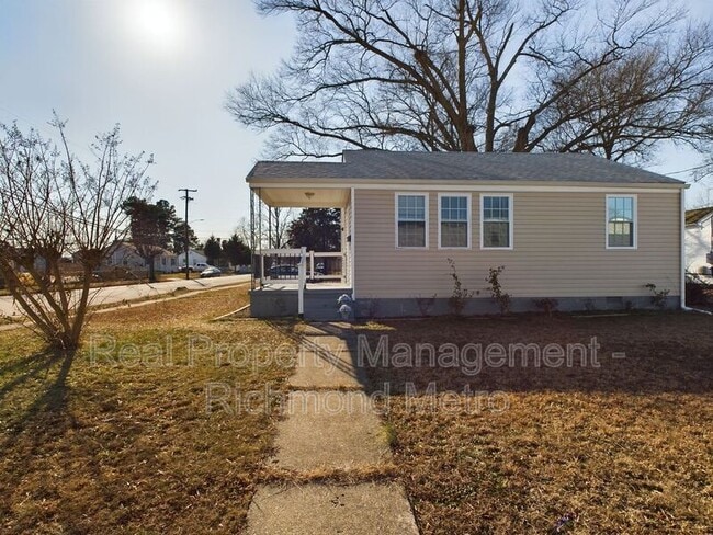 Building Photo - 1800 Ruffin Rd