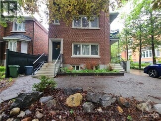 Building Photo - 469-469 Rue Wilbrod St