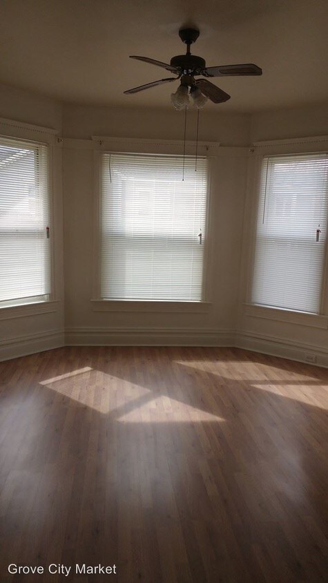 Foto del edificio - 3 br, 1 bath House - 218 S Center St