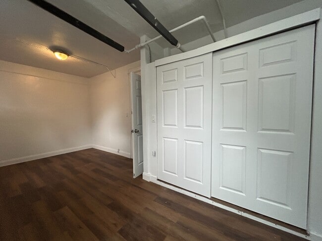Foto del edificio - 381 E 160th St