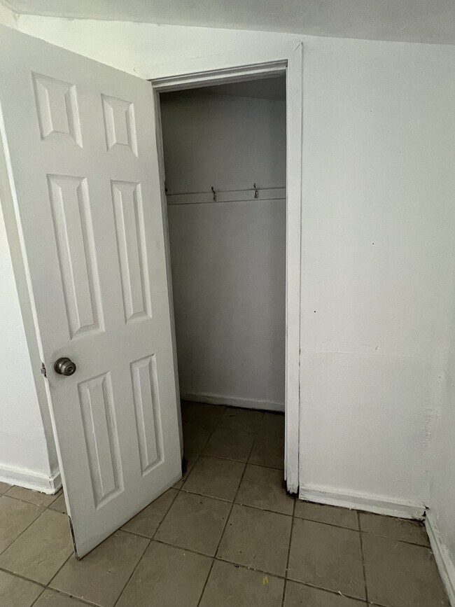 Foto del edificio - 1720 Fairway St