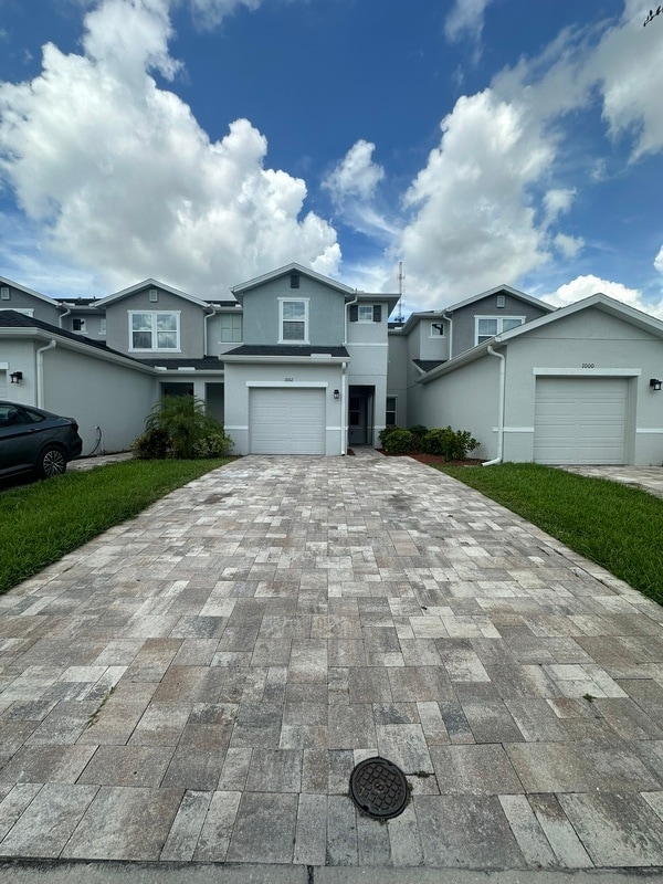 Building Photo - 1002 La Mirada Ct
