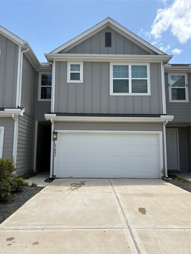 Building Photo - 27831 Western Crk Ct