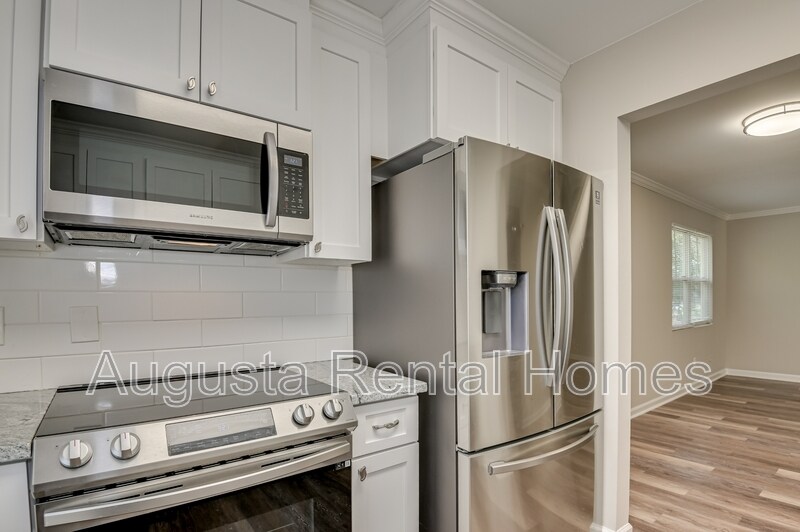 Foto principal - 1402 Johns Rd