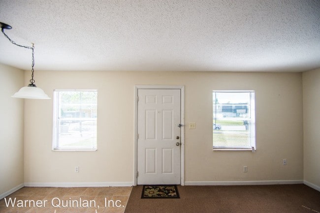 Building Photo - 4225 Parkside Dr