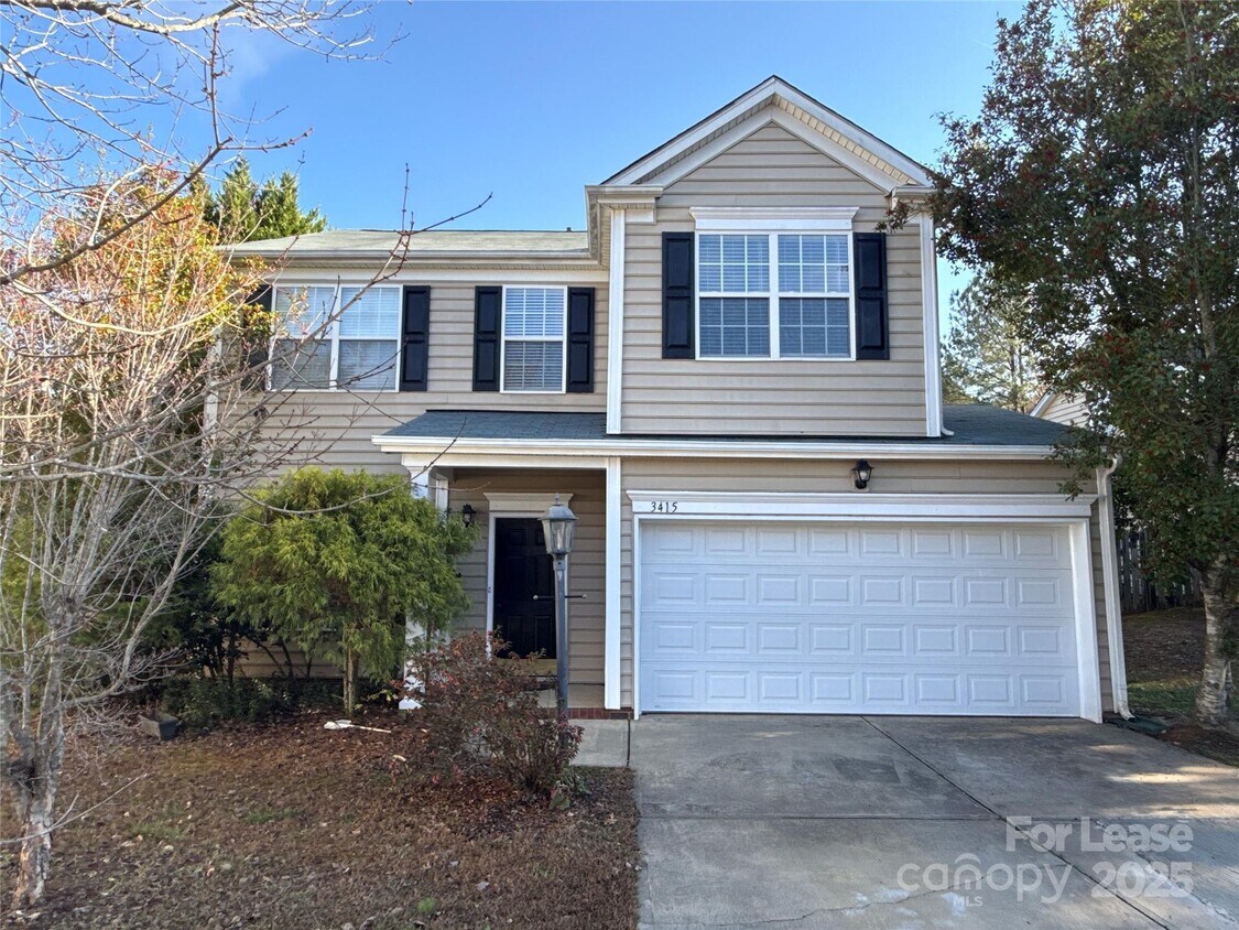 Foto principal - 3415 Cole Mill Rd