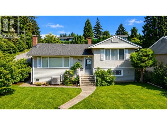Building Photo - 4409 Marine Dr