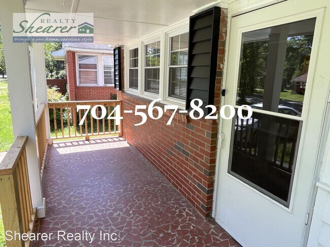 Building Photo - 3 br, 1 bath House - 1823 Irma Street