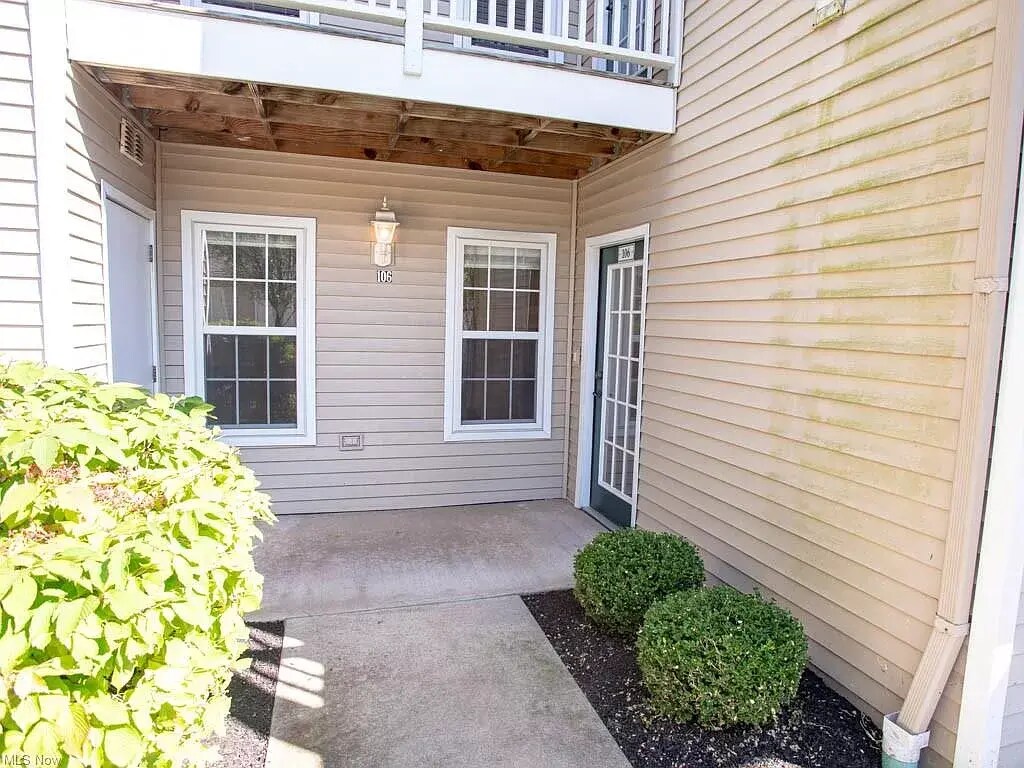 Foto principal - 28340 Center Ridge Rd
