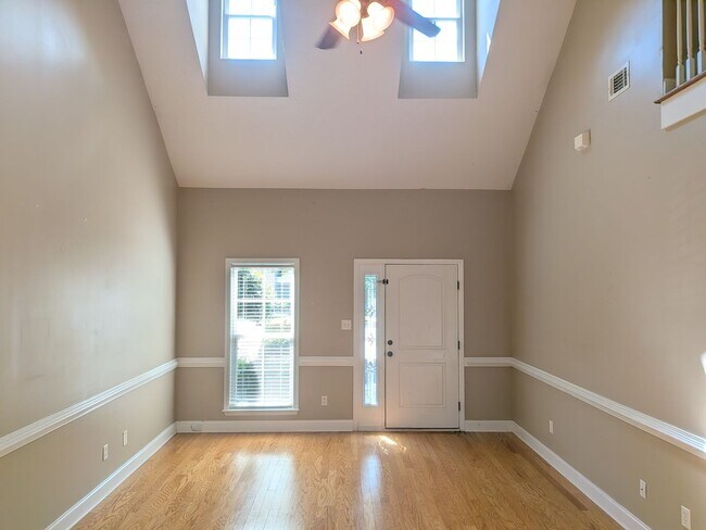 Foto del edificio - 315 Buxton Ln