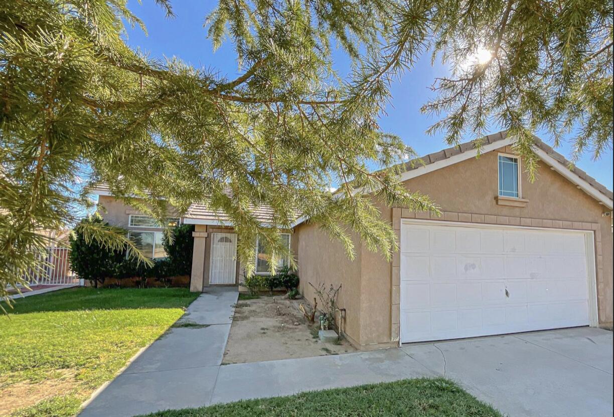 722 E Ave J6, Lancaster, CA 93535 House Rental in Lancaster, CA
